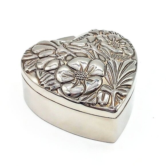 Vintage International Silver Floral Heart-Shaped Trinket Box - Picture 1 of 7